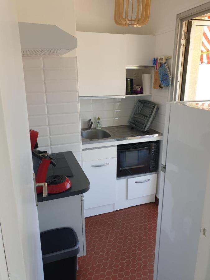 Studio Climatise Et Piscine En Bord De Mer Roquebrune-Cap-Martin Kültér fotó